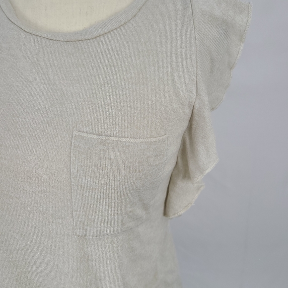 Capped / ruffled sleeve Tee, size M - Picture 4 of 7